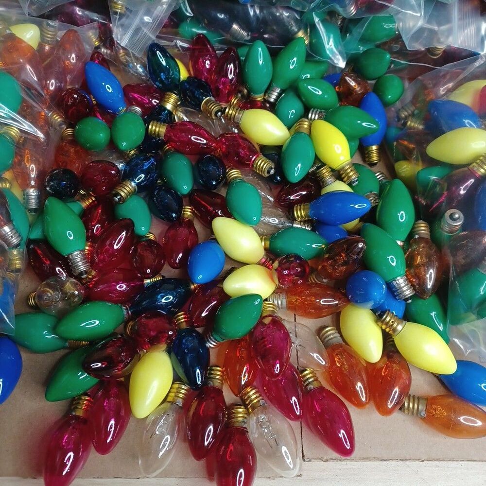 Lot 110 Colored Christmas Light Bulbs - C 7 Show Light Multicolor Some Blink